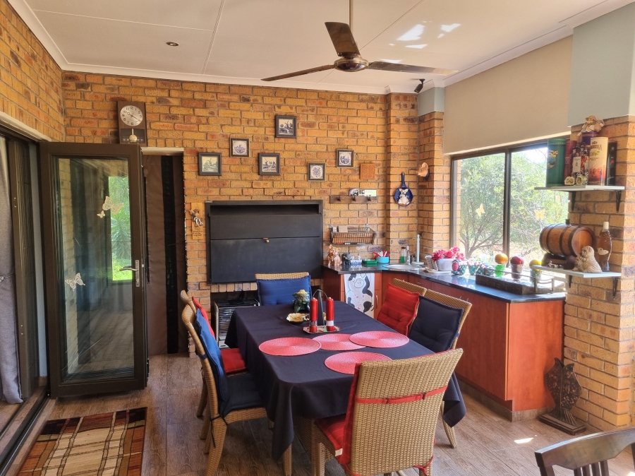 3 Bedroom Property for Sale in Buffelspoort Eco Estate North West